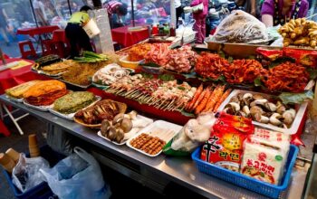 local-food-640x480-34092458.jpeg