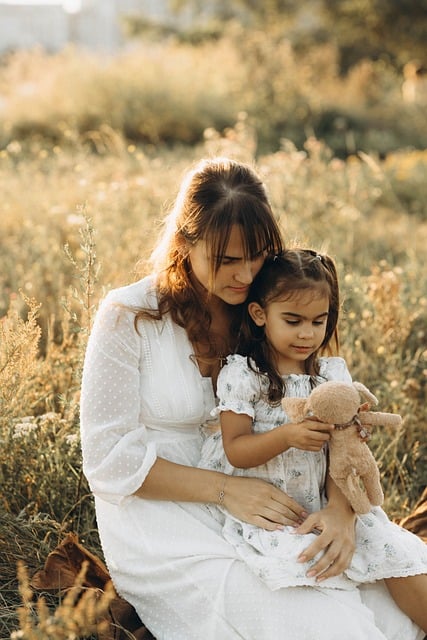 Master Lawn Care: Fertilization, Weeding for Healthy Landscaping